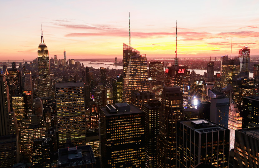Skyline de Manhattan con la puesta del sol.