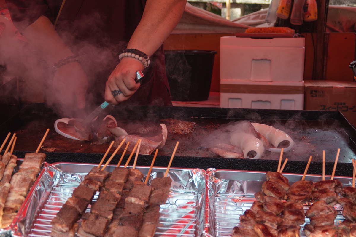 qué comer en Japón en puestos callejeros