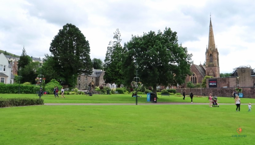 Fort William en Escocia y el The Parade Park.