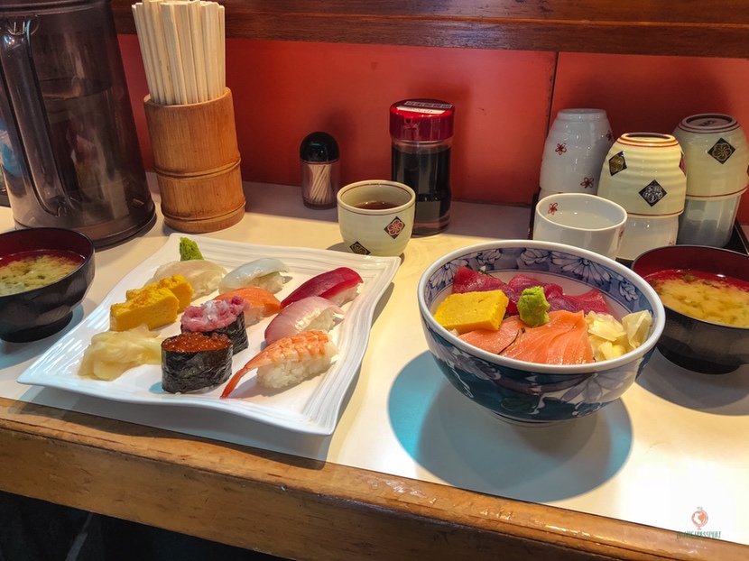 Tsukiji market food.