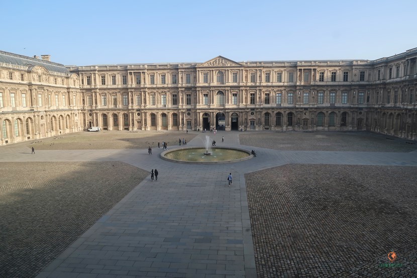 Museo del Louvre en Paris.
