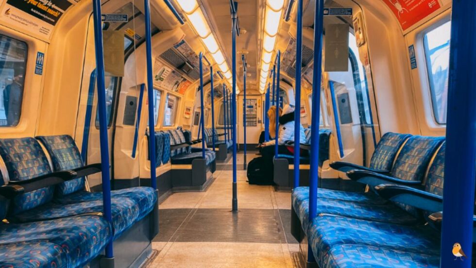 metro en Londres azul