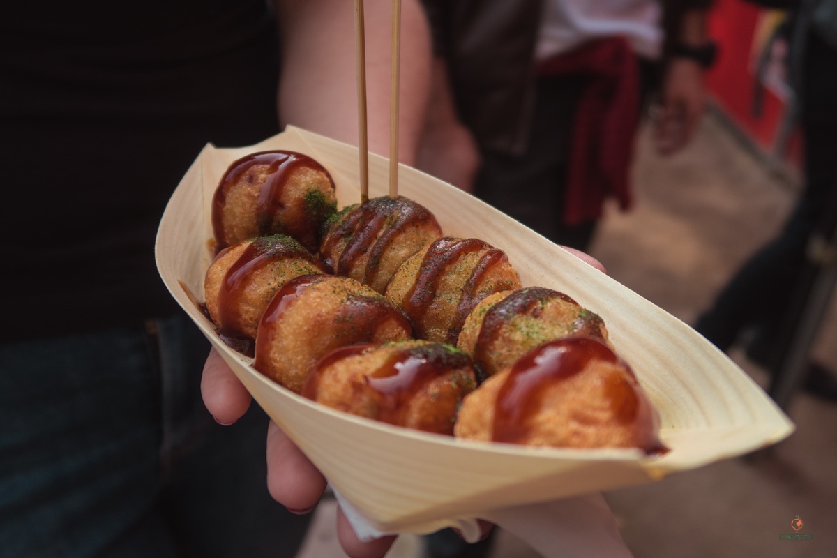 Takoyaki, bolitas de pulpo.