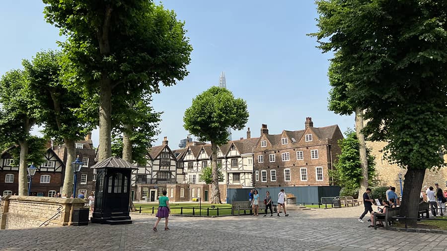 Patio interior de la Torre de Londres