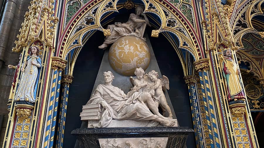 Tumba de Sir Isaac Newton